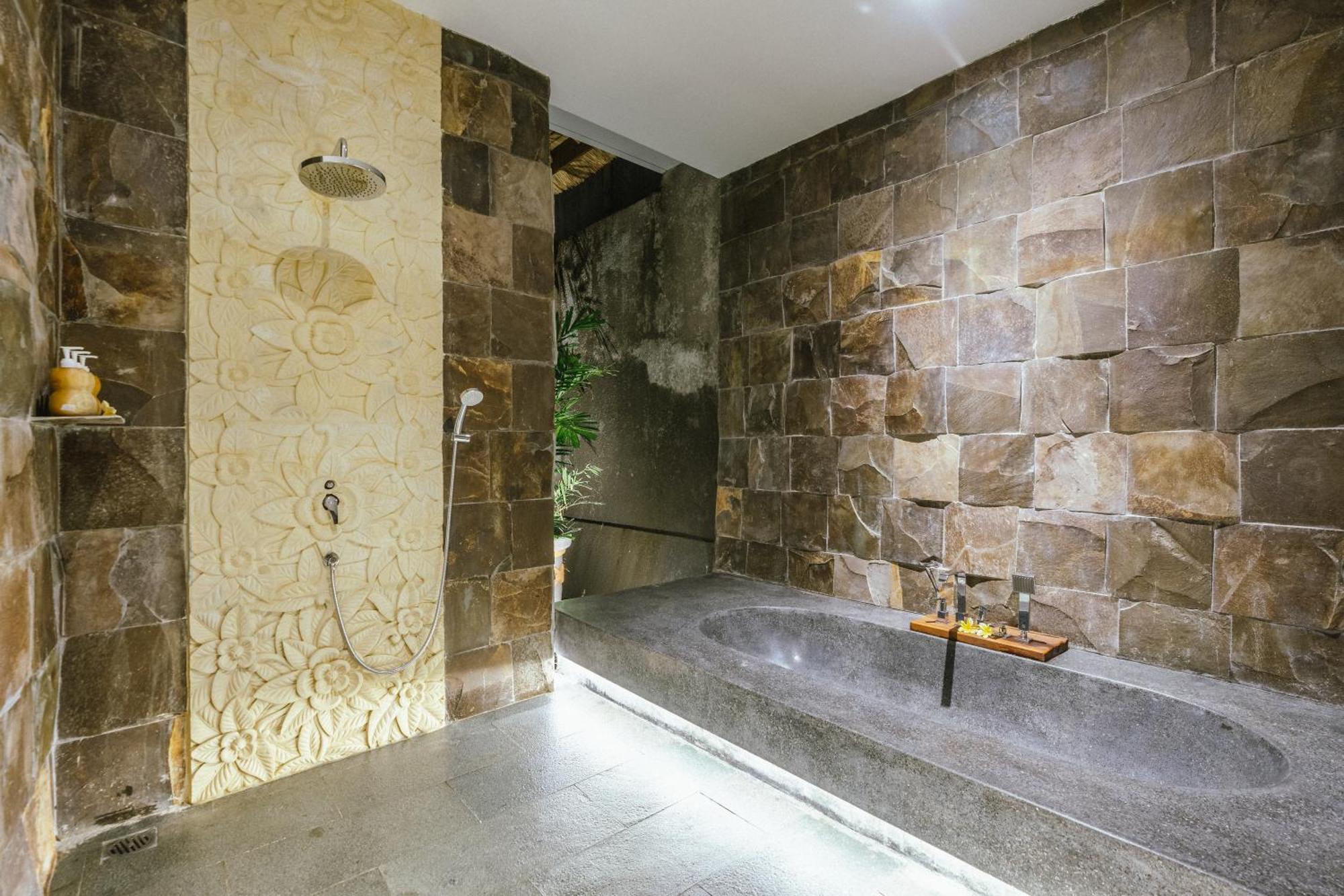 Brand New Luxury 3br Ethnic #3 Villa Ubud